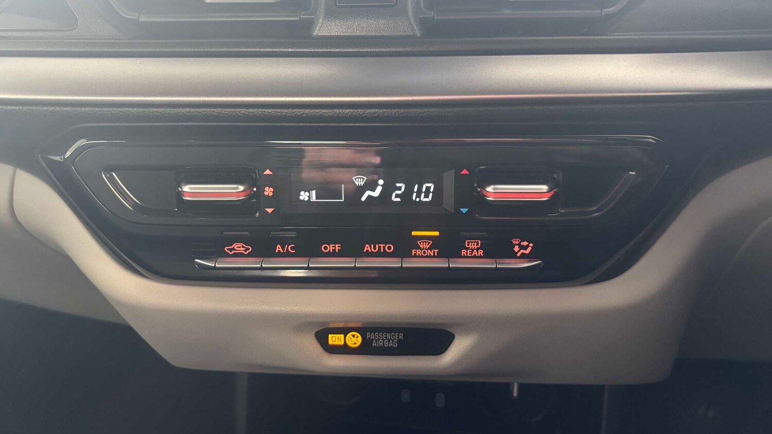 Used Suzuki Swift 2024 for sale - 77857318: Photo 21