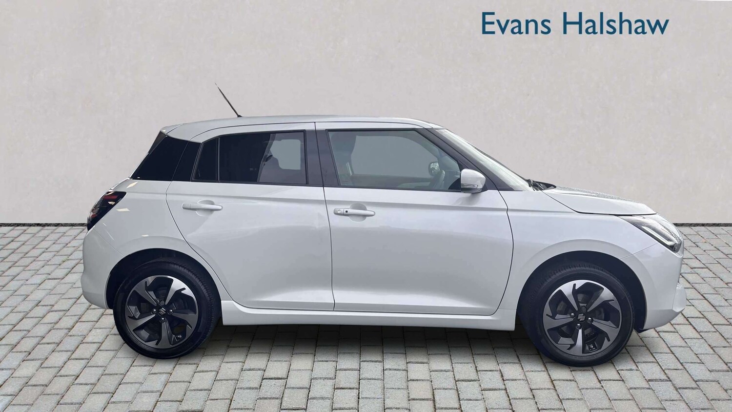 Used Suzuki Swift 2024 for sale - 77857318: Photo 8