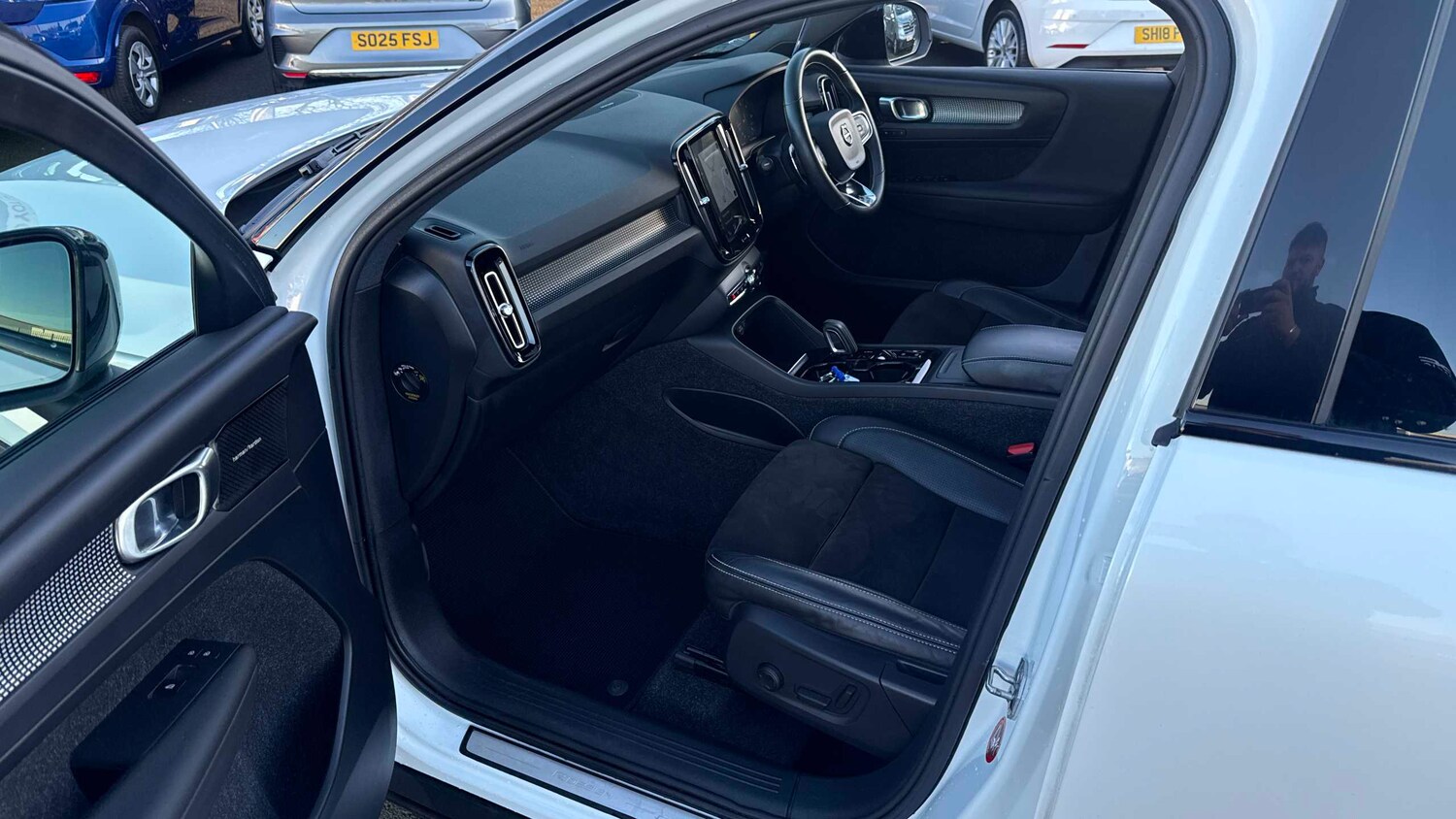 Used Volvo XC40 for sale - 77860819: Photo 13