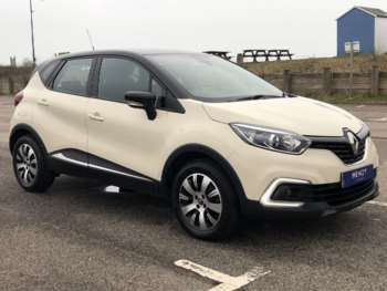 Renault, Captur 2019 (68) 0.9 PLAY TCE 5 DOOR DIAMOND BLACK only 22721 miles 89 BHP