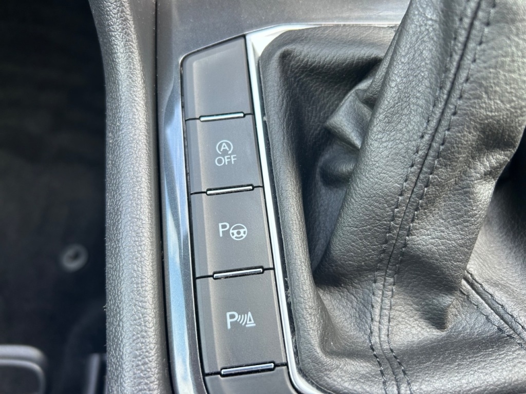 Vehicle 33