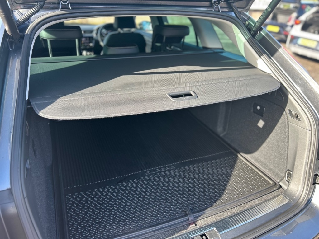 Used Skoda Superb 2023 for sale - 76375820: Photo 11