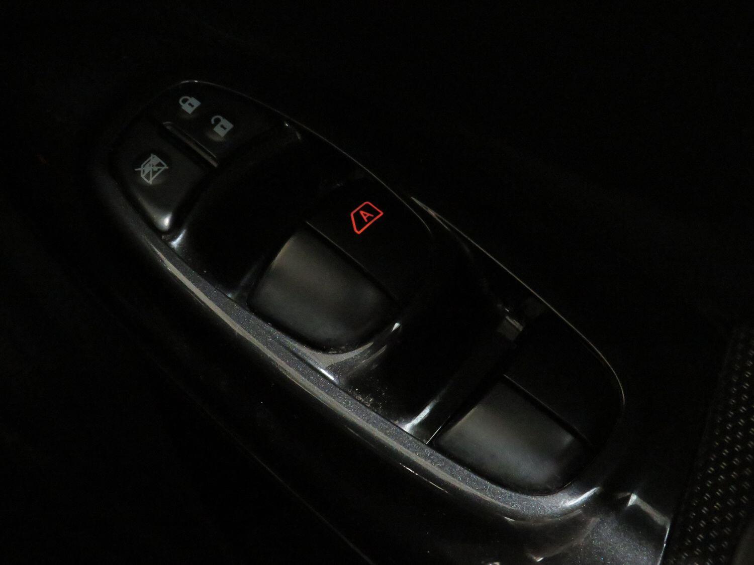 Used Nissan Juke 2014 for sale - 75999803: Photo 26