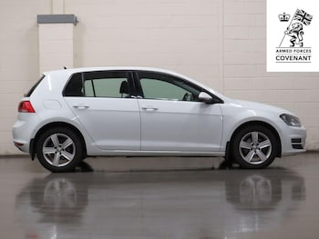 Used Volkswagen Golf 2016 for sale - 75913272: Photo