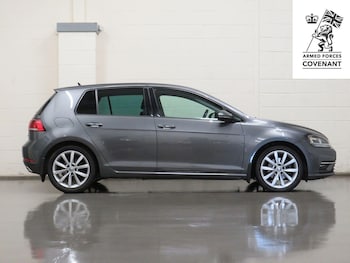 Used Volkswagen Golf 2017 for sale - 75718361: Photo
