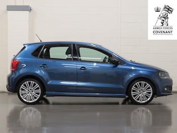 Used Volkswagen Polo 2014 for sale - 75466498: Photo