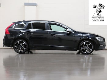 Used Volvo V60 2016 for sale - 75505113: Photo