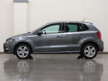 Used Volkswagen Polo 2017 for sale - 75475521: Photo