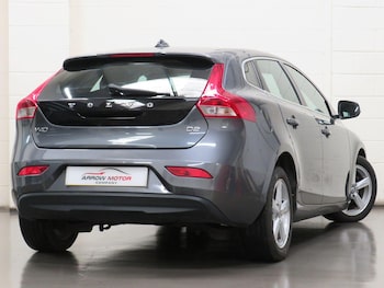 Used Volvo V40 2013 for sale - 75489974: Photo