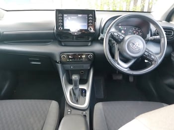 Used Toyota Yaris 2022 for sale - 79427981: Photo