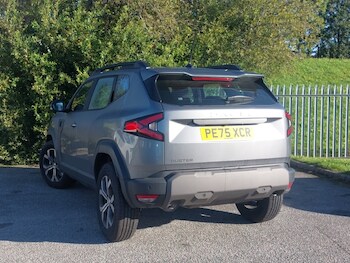 Used Dacia Duster 2025 for sale - 76183682: Photo