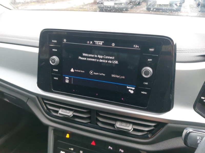 Used Volkswagen T-Roc 2023 for sale - 77657011: Photo 16