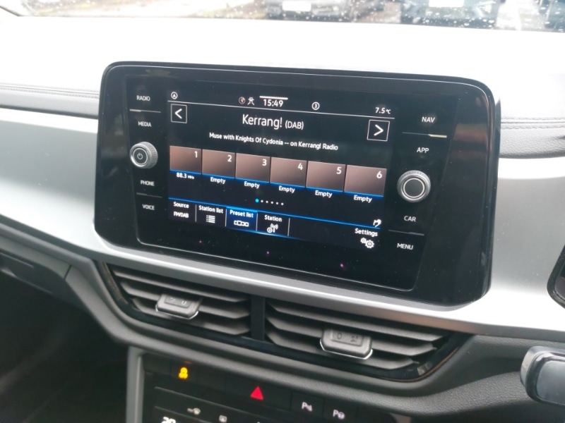 Used Volkswagen T-Roc 2023 for sale - 77657011: Photo 17