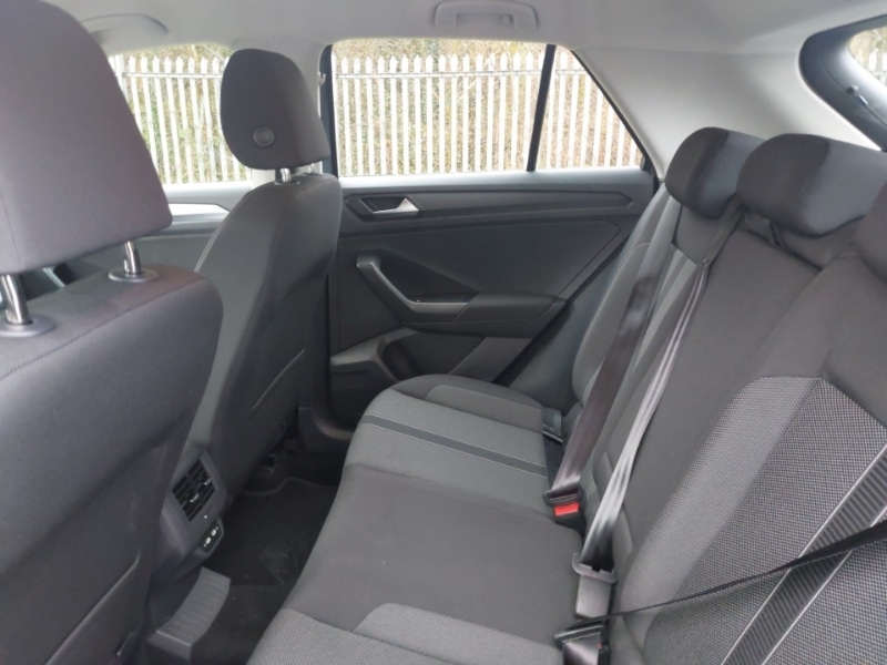 Used Volkswagen T-Roc 2023 for sale - 77657011: Photo 6