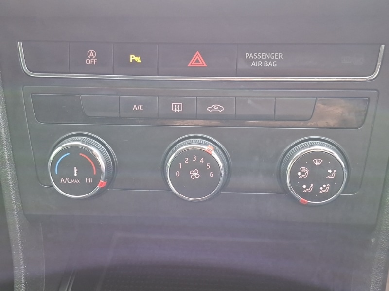 Used SEAT Leon 2019 for sale - 78202997: Photo 15