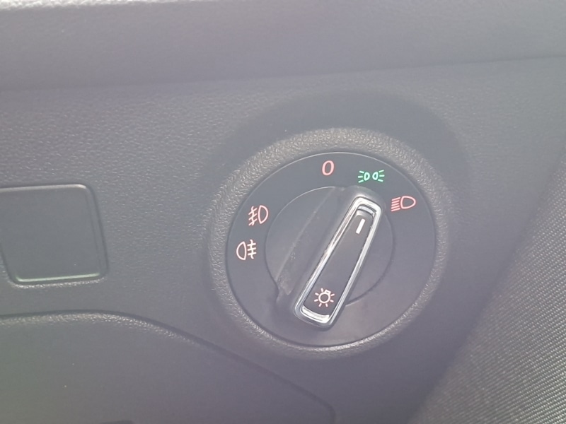 Used SEAT Leon 2019 for sale - 78202997: Photo 18