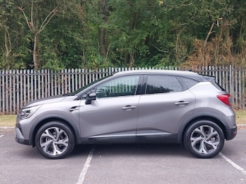 Used Renault Captur 2022 for sale - 75663908: Photo