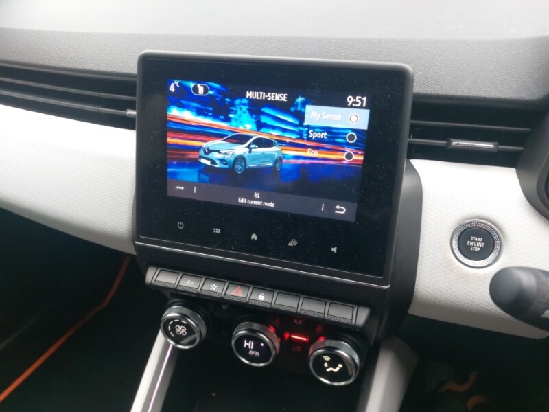 Used Renault Clio 2022 for sale - 77433295: Photo 16