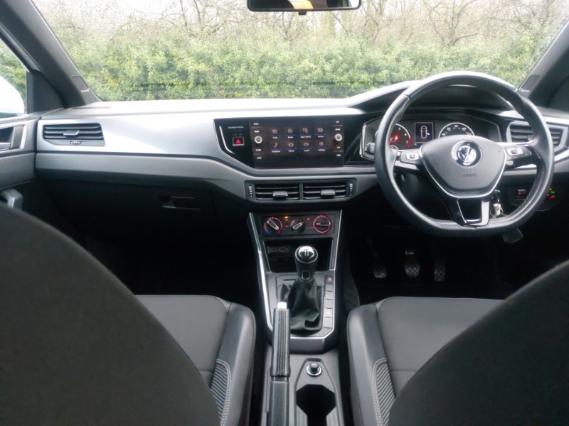 Used Volkswagen Polo 2021 for sale - 77921922: Photo 2