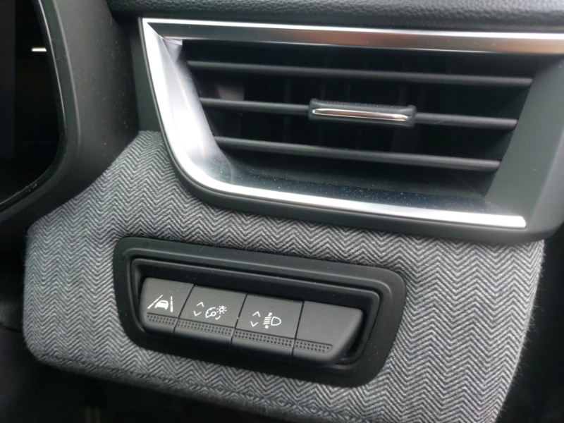 Used Renault Clio 2023 for sale - 77483871: Photo 13