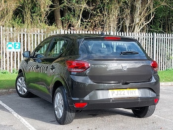 Used Dacia Sandero 2022 for sale - 76116594: Photo