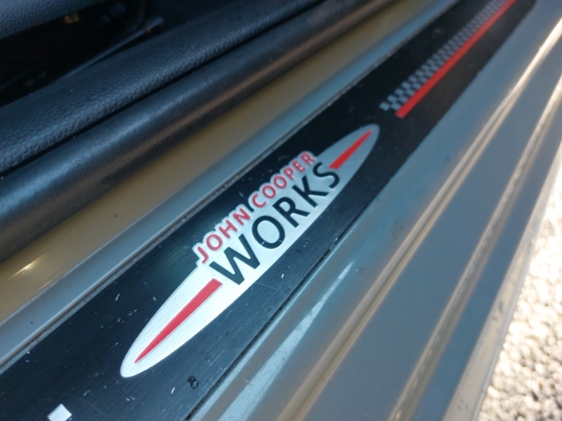 Used MINI Convertible 2019 for sale - 77105261: Photo 13