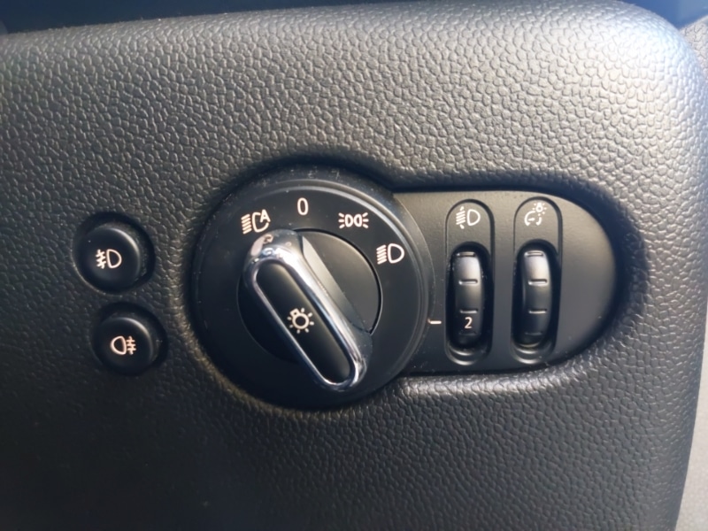 Used MINI Convertible 2019 for sale - 77105261: Photo 14