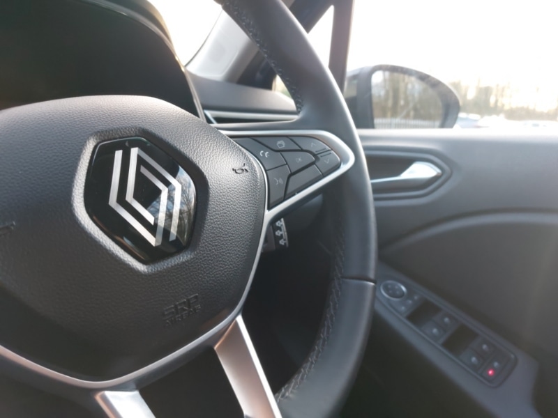 Used Renault Clio 2024 for sale - 77357779: Photo 18