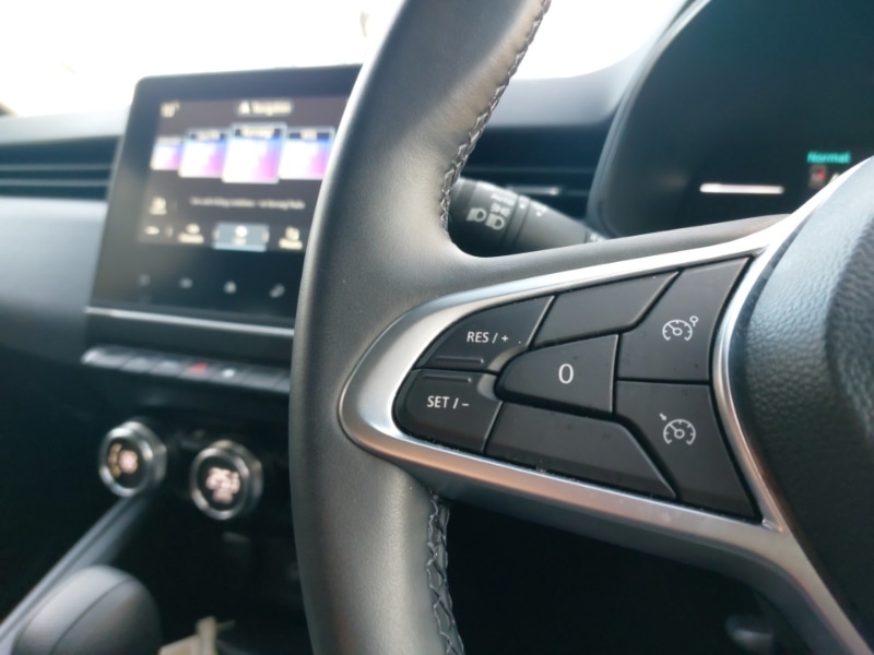 Used Renault Clio 2024 for sale - 77357779: Photo 19