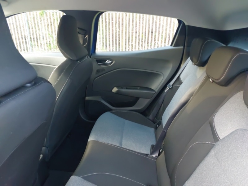 Used Renault Clio 2024 for sale - 77357779: Photo 6