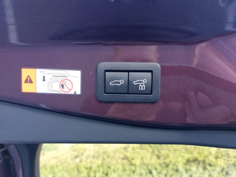 Used Toyota C-HR 2023 for sale - 76518844: Photo 19