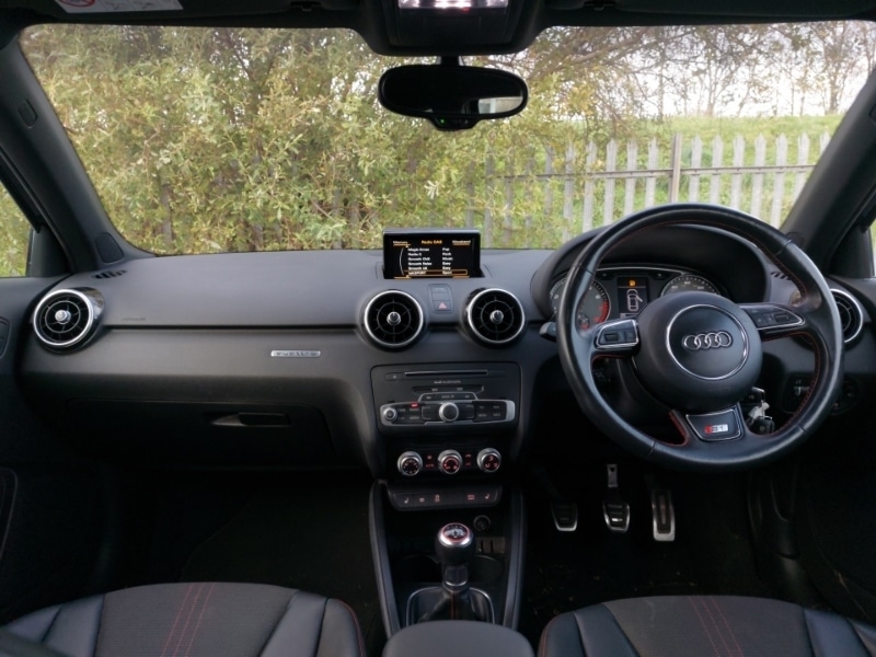 Used Audi A1 2017 for sale - 76651430: Photo 2