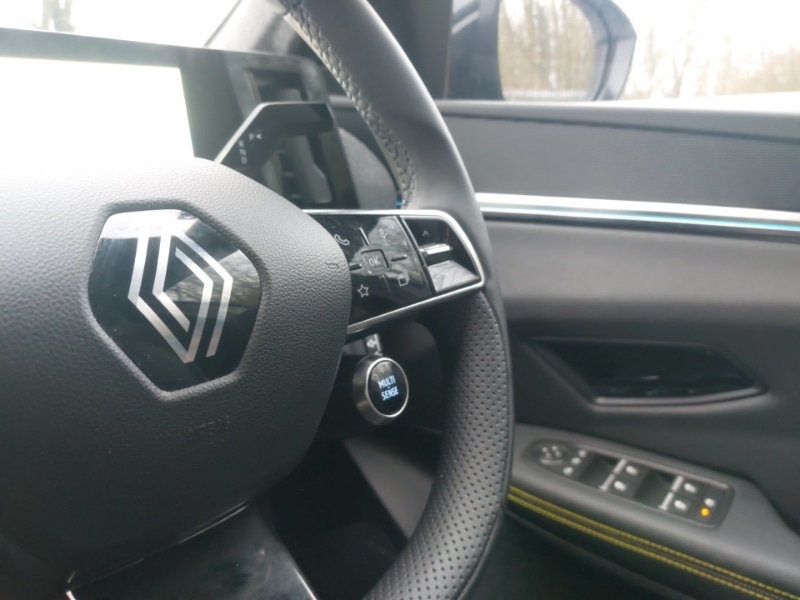 Used Renault Scenic E-Tech 2024 for sale - 77078351: Photo 18