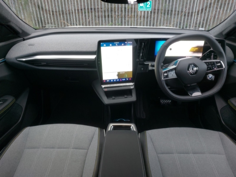 Used Renault Scenic E-Tech 2024 for sale - 77078351: Photo 2