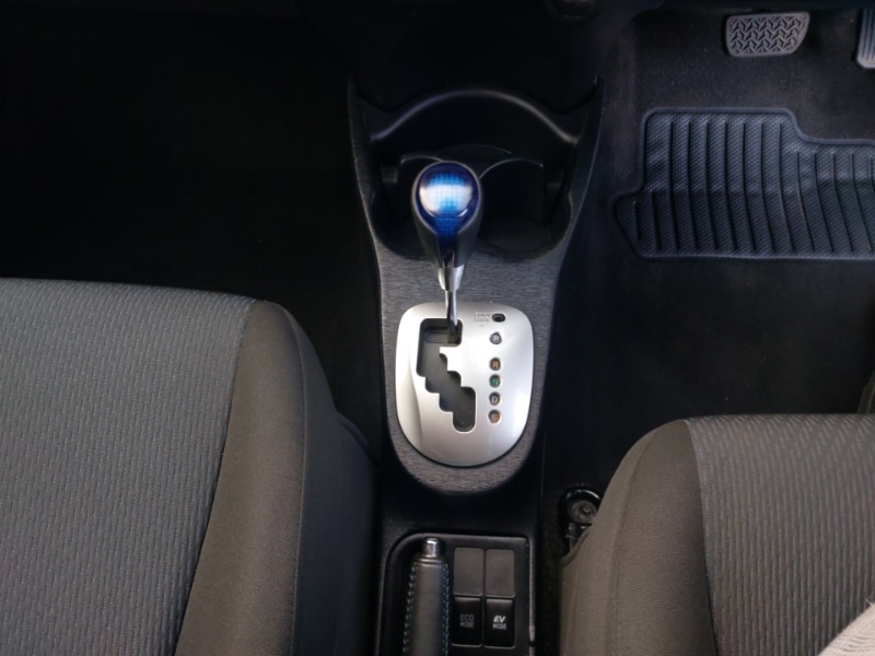 Used Toyota Yaris 2013 for sale - 77837583: Photo 15