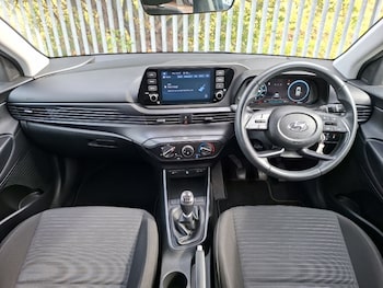 Used Hyundai i20 2022 for sale - 79406636: Photo