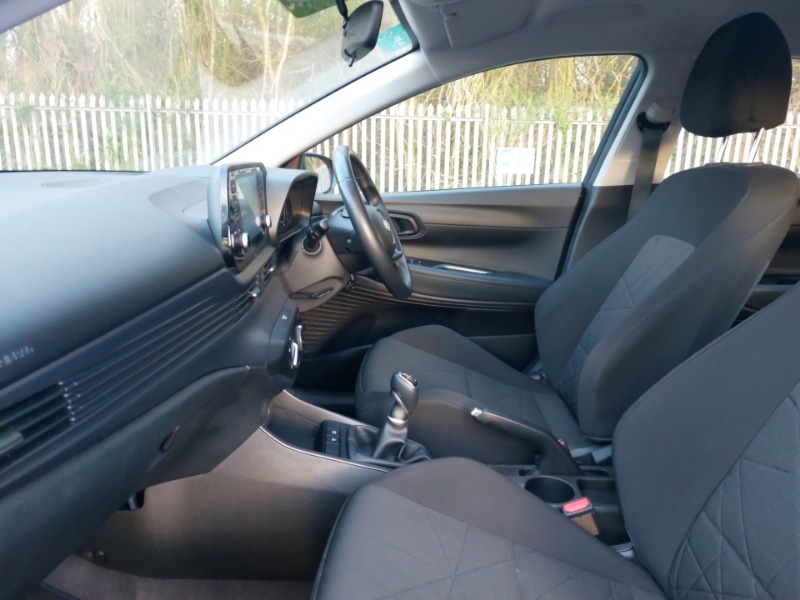 Used Hyundai BAYON 2022 for sale - 76737120: Photo 5