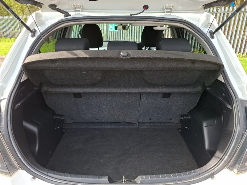 Used Toyota Yaris 2013 for sale - 78112906: Photo 8