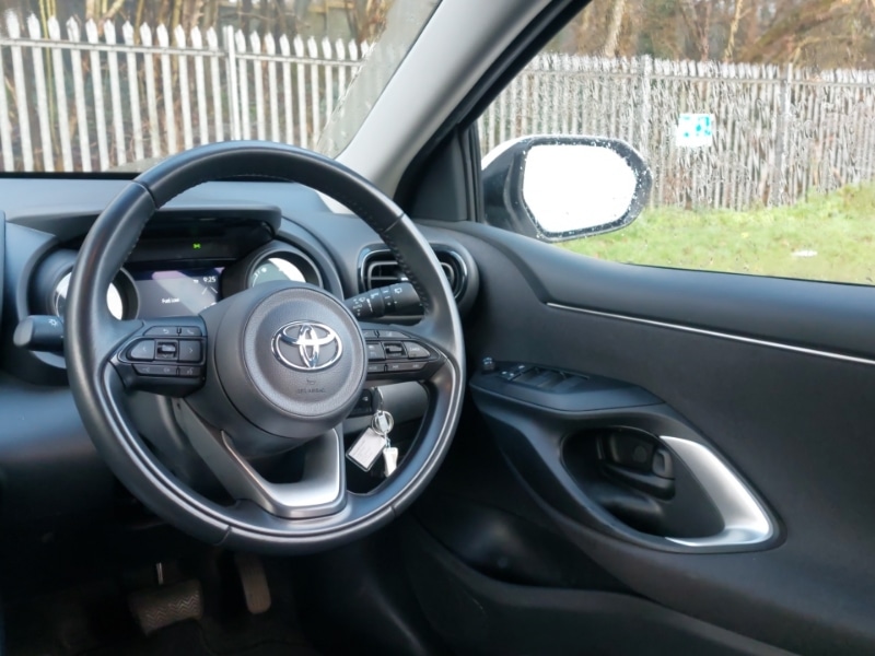 Used Toyota Yaris 2022 for sale - 76958935: Photo 10