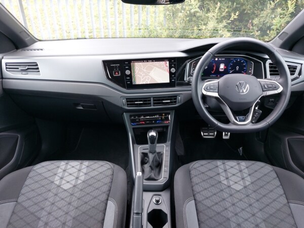 Used Volkswagen Polo 2024 for sale - 75622209: Photo 2