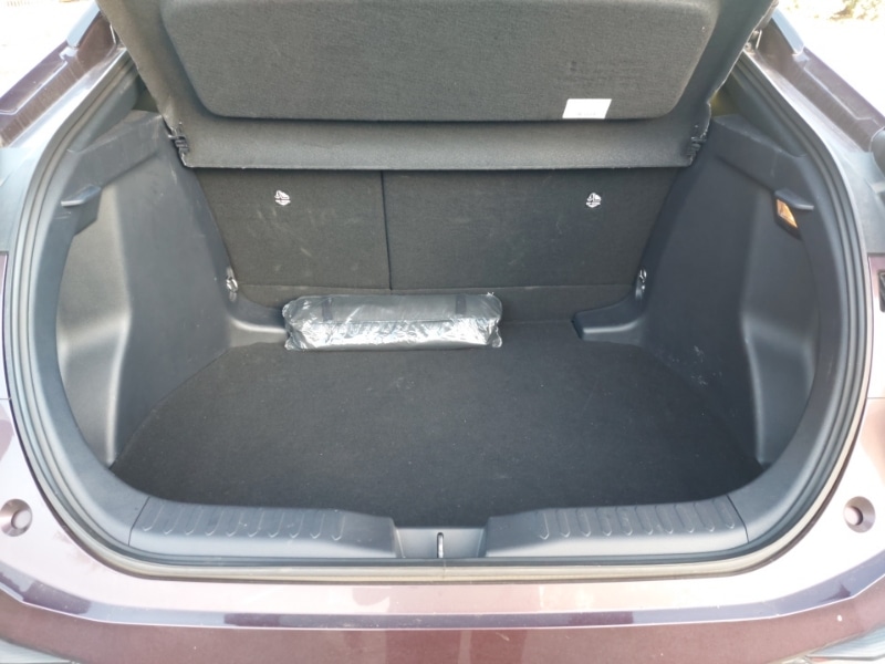 Used Toyota C-HR 2023 for sale - 76440251: Photo 8