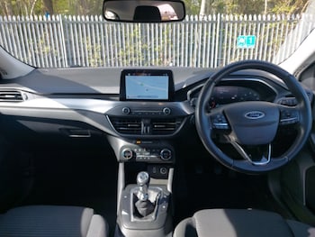 Used Ford Focus 2019 for sale - 78112901: Photo
