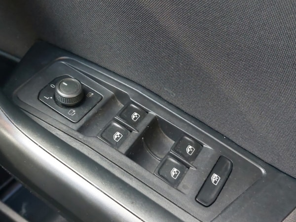 Used Volkswagen T-Roc 2022 for sale - 76348224: Photo 13