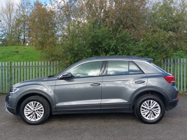 Used Volkswagen T-Roc 2022 for sale - 76348224: Photo 4