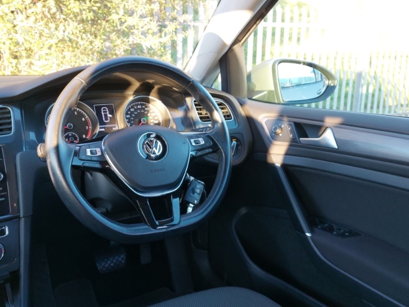 Used Volkswagen Golf 2018 for sale - 76644097: Photo 10