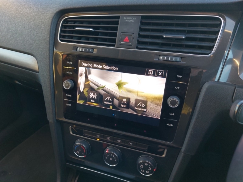 Used Volkswagen Golf 2018 for sale - 76644097: Photo 17