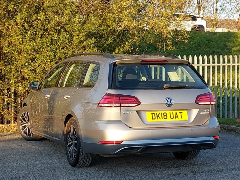 Used Volkswagen Golf 2018 for sale - 76644097: Photo 3