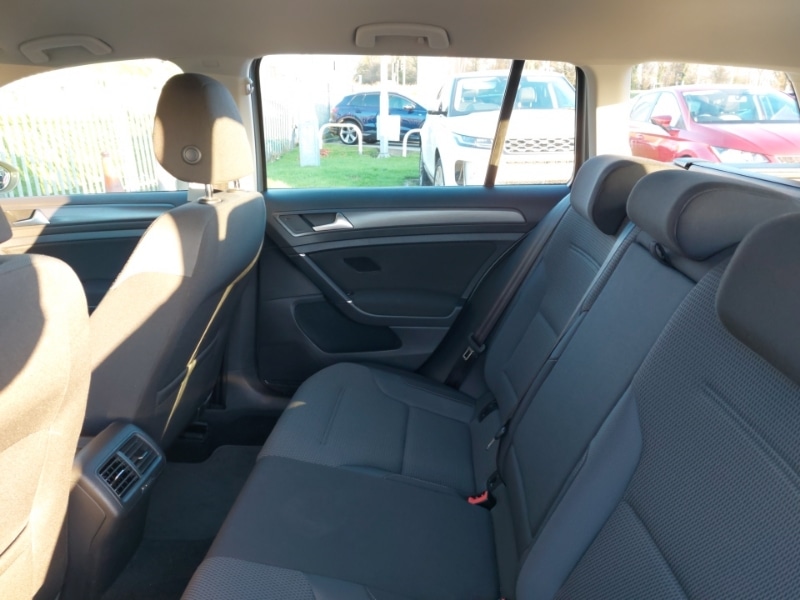 Used Volkswagen Golf 2018 for sale - 76644097: Photo 6