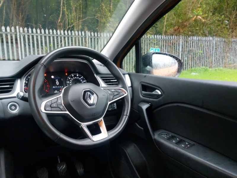 Used Renault Captur 2020 for sale - 76165849: Photo 10