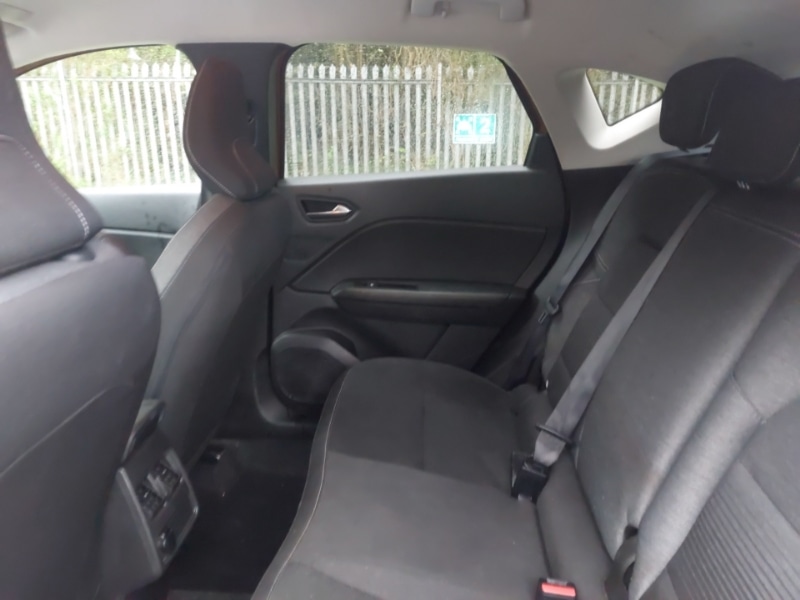 Used Renault Captur 2020 for sale - 76165849: Photo 6
